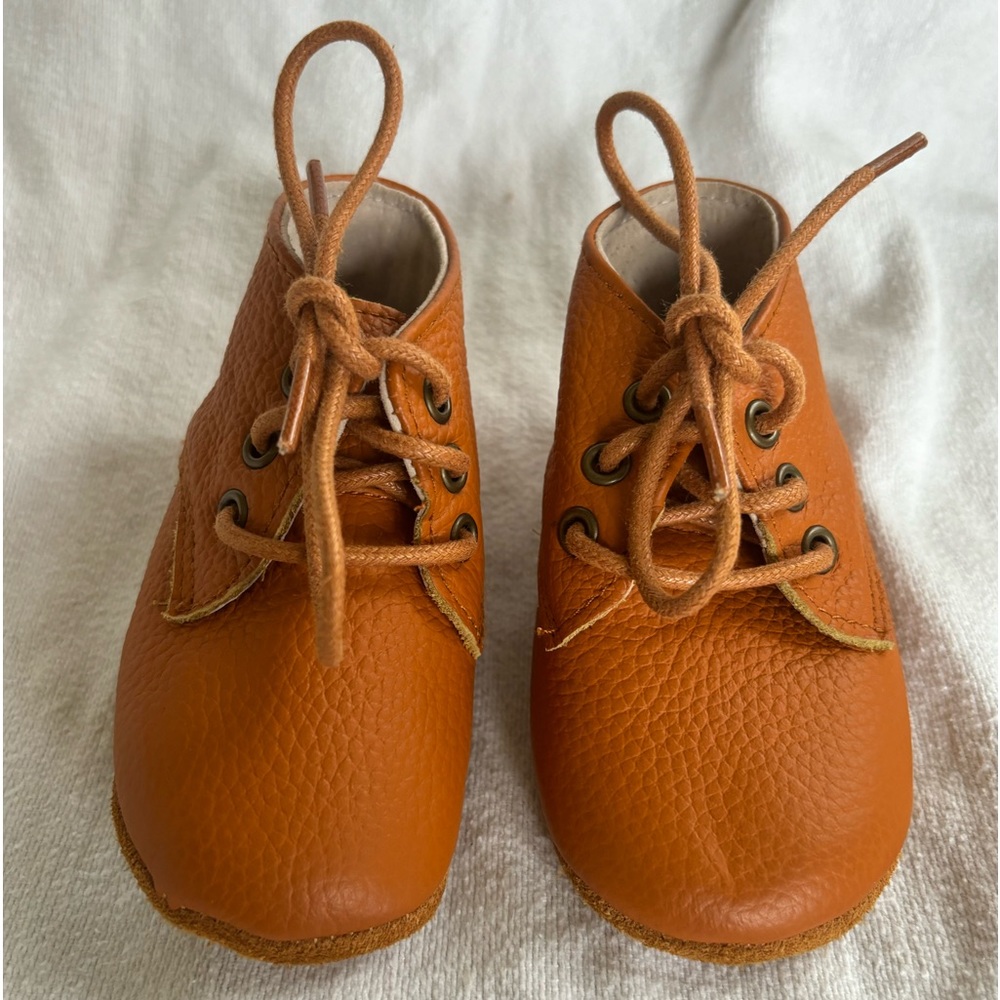 leather baby shoes